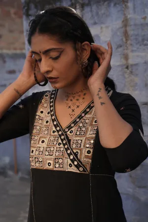 Urmul 'Nayab'  Handloom Kurti set (Kurti,Pant )